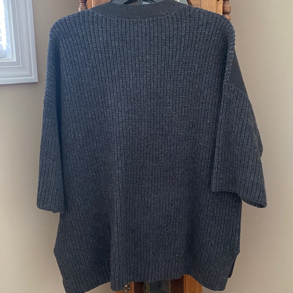Cabi Forty Winks Sweater size Medium - Picture 9 of 9
